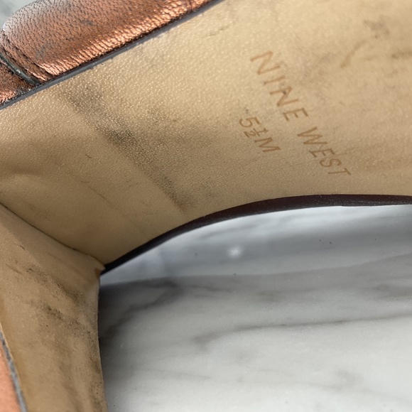 5.5 metallic copper women’s heels - Picture 5 of 6